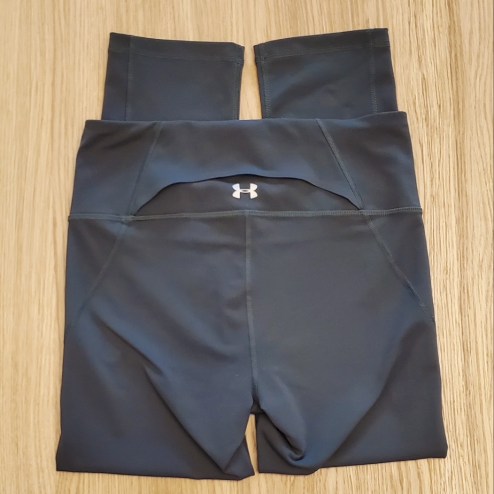 Under Armour Breathelux Crops - Olive Green
